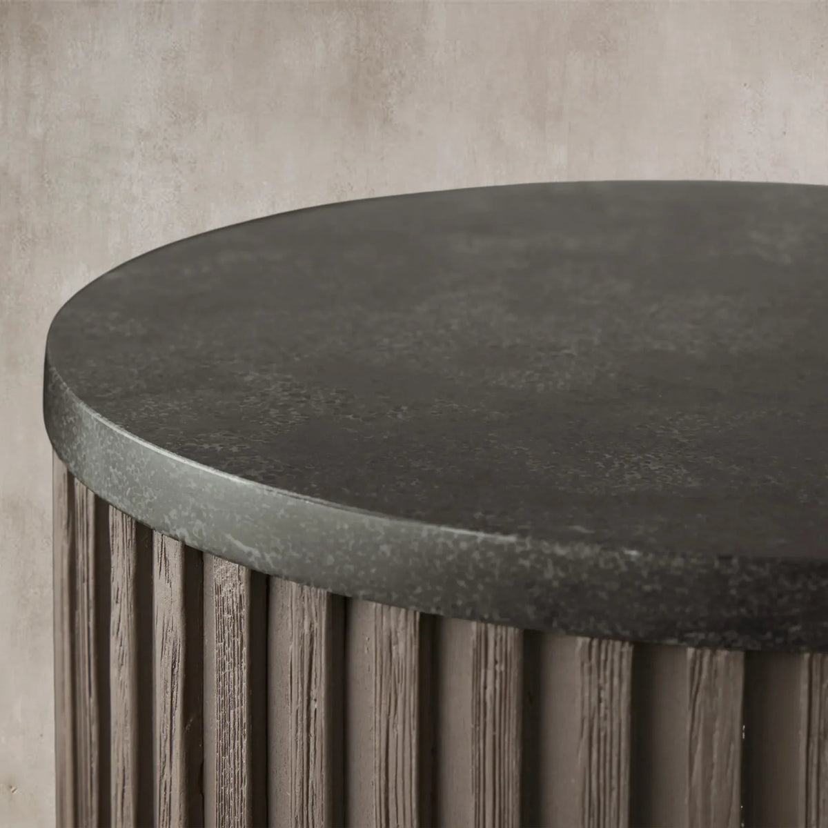 Finnley Pedestal