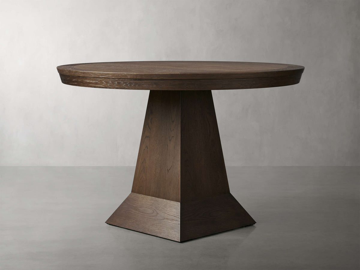 Leighton Round Dining Table - Grace Lamp