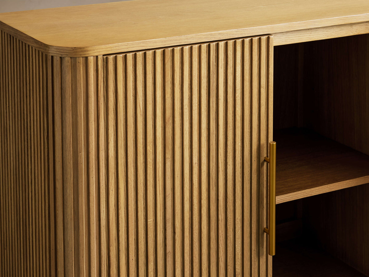 Finnley Wood Sideboard - Grace Lamp