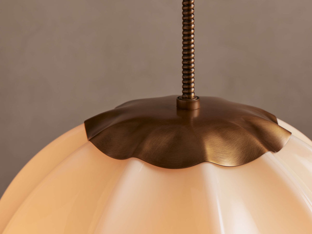 Agnes Pendant 12" 16" 20"D