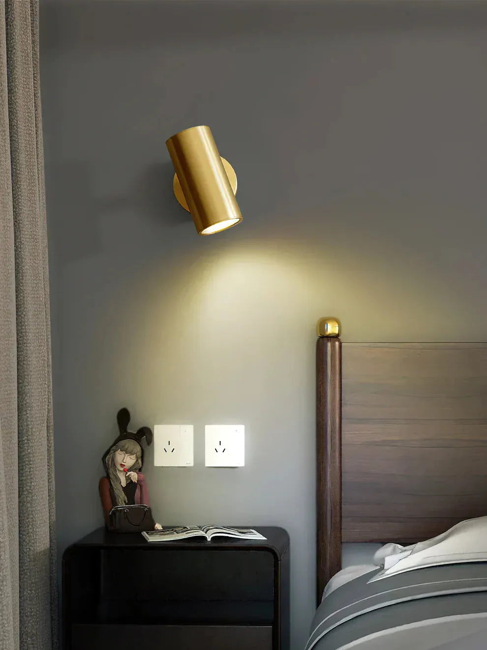 Champeaux Sconce - Grace Lamp
