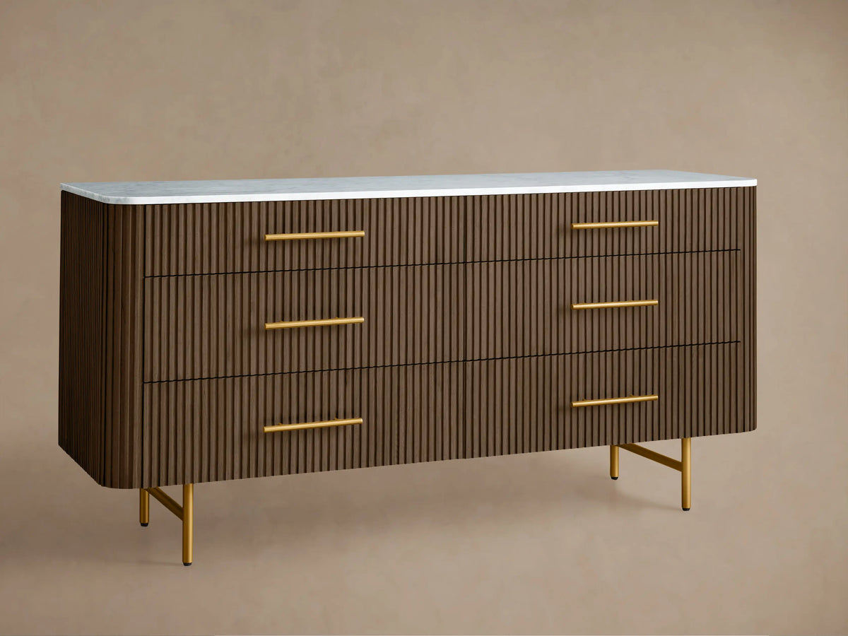 Findlay Six Drawer Dresser - Grace Lamp