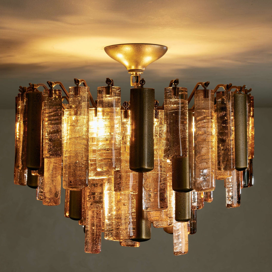Neve Flush Mount