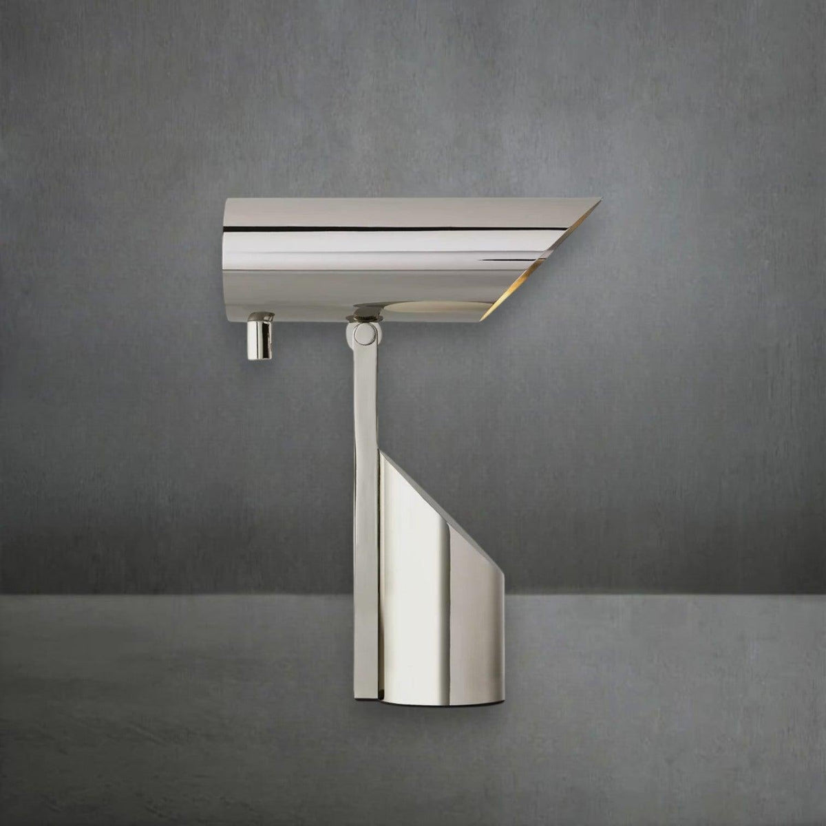 Champeaux Folding Spotlight - Grace Lamp